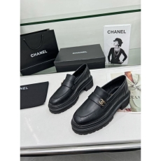 Chanel Low Shoes